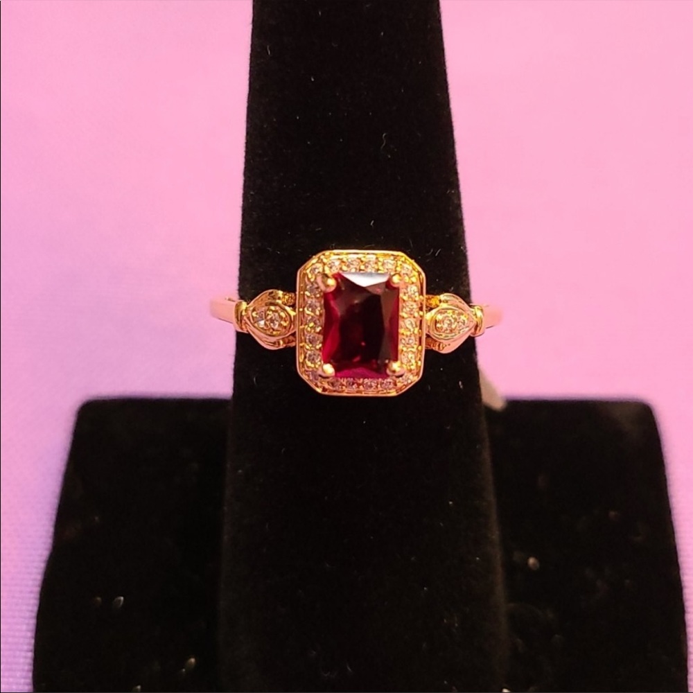 Ring Bomb Ruby party ring